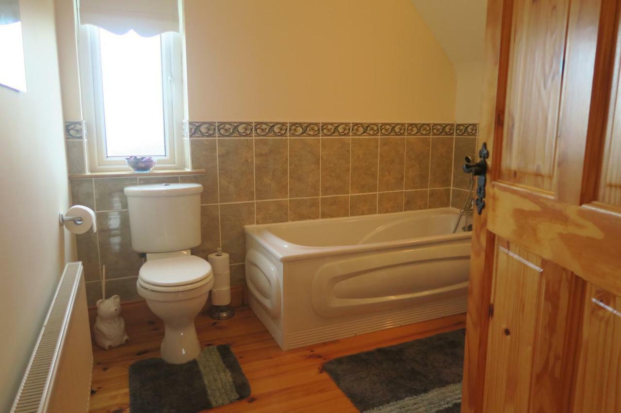 Thistledown - Ballina - Crossmolina - County Mayo - Sleeps 8 - Sister Property To Inglewood 外观 照片